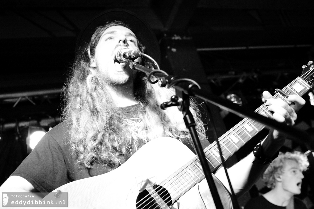 2017-11-11 Willie Darktrousers & De Splinters - De Hip (Popronde Deventer) 003